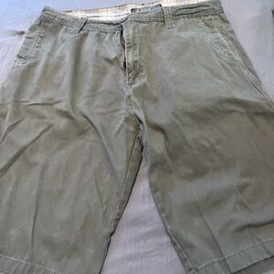 PELVIS Men's Khaki Shorts